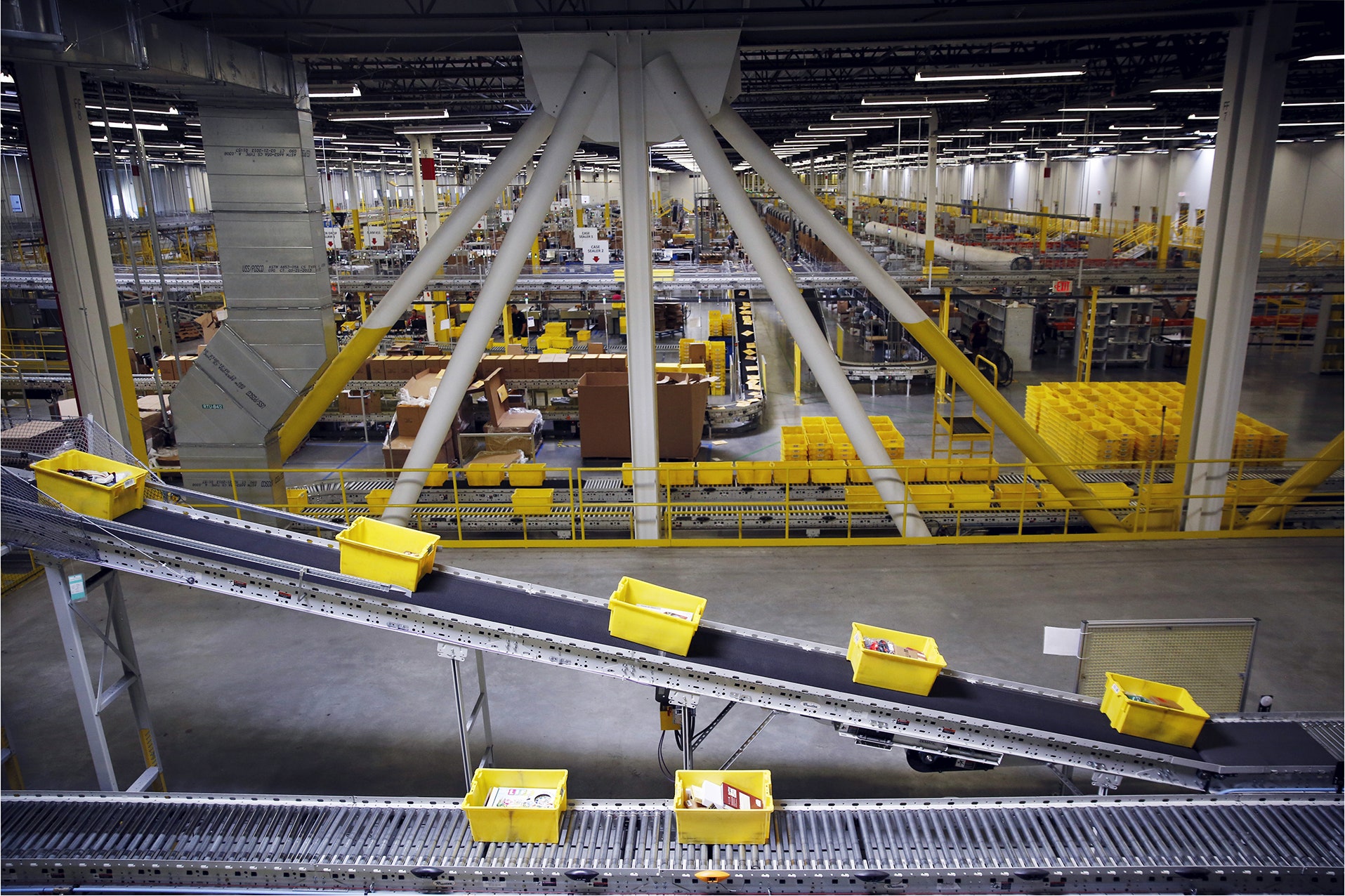 HOW TO CHOOSE A CONVEYOR FOR PRODUCTION: FACTORY RECOMMENDATIONS